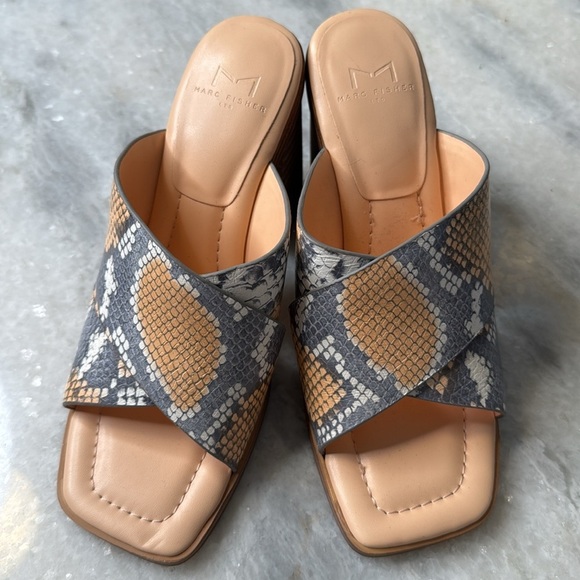 Marc Fisher LTD Barli Snakeskin Heel - Picture 3 of 8